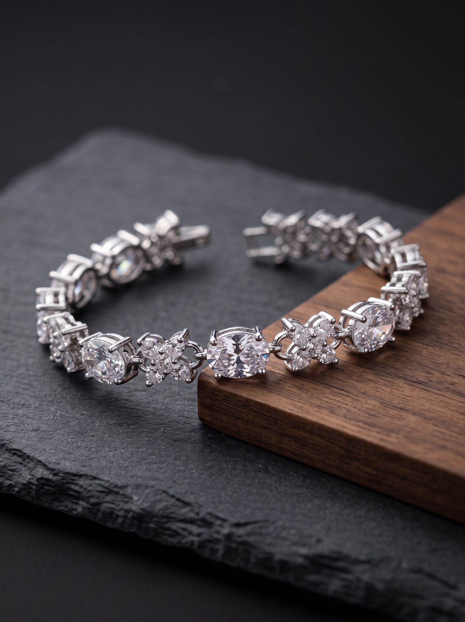 Luxe Spark Bracelet