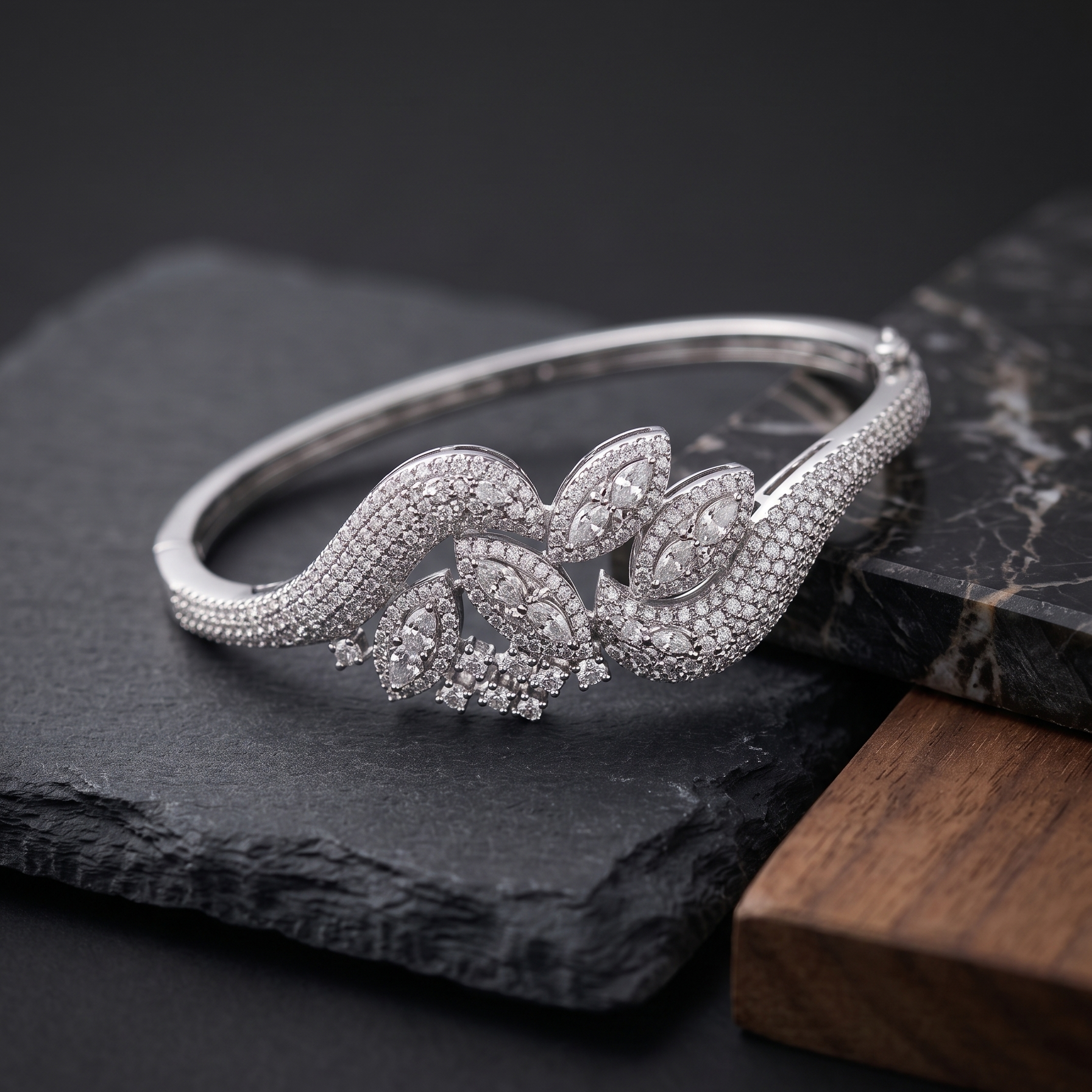 Delicate Shine Bracelet