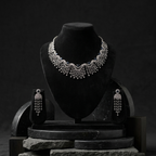Classic Grace Necklace